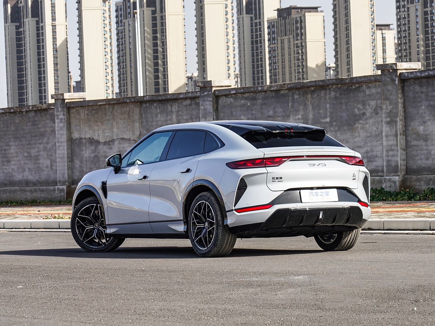 BYD Song L EV