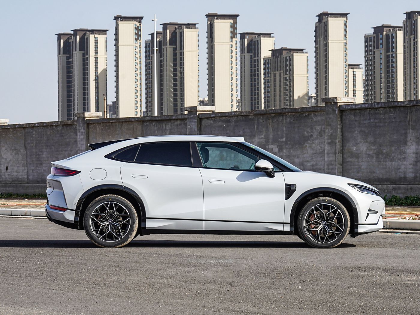 BYD Song L EV