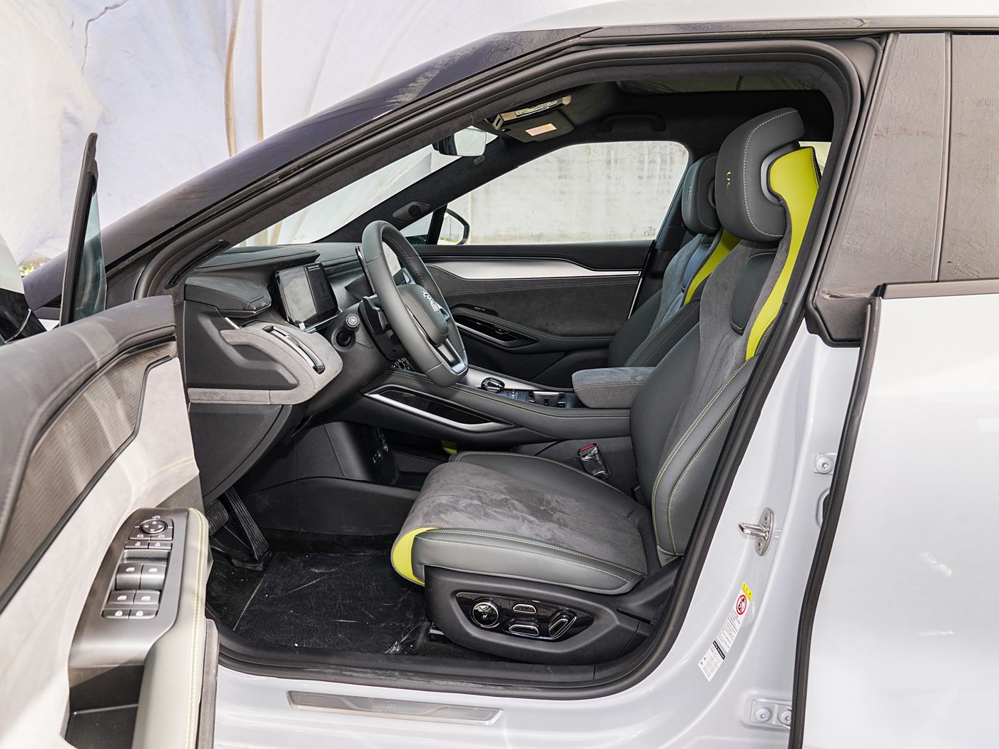 BYD Song L EV