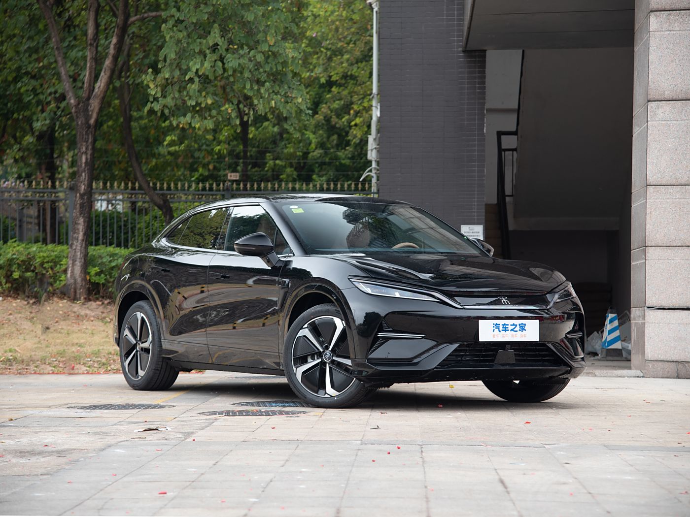 BYD Song L EV