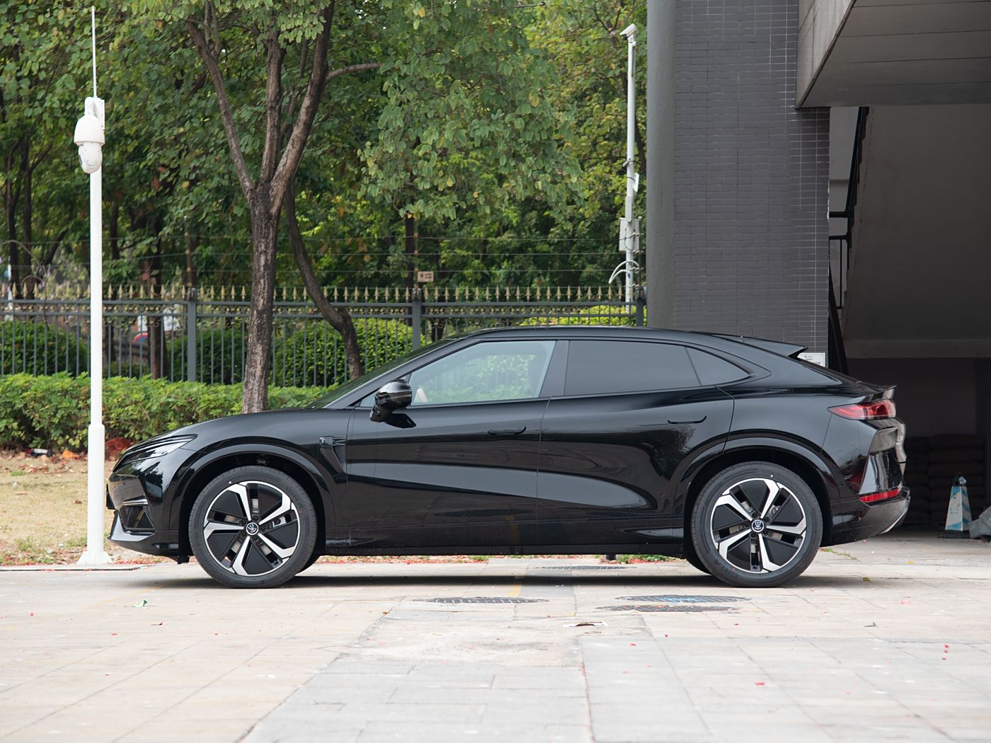 BYD Song L EV