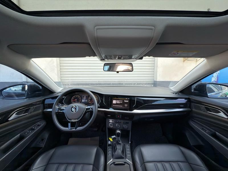 2021 VW Passat