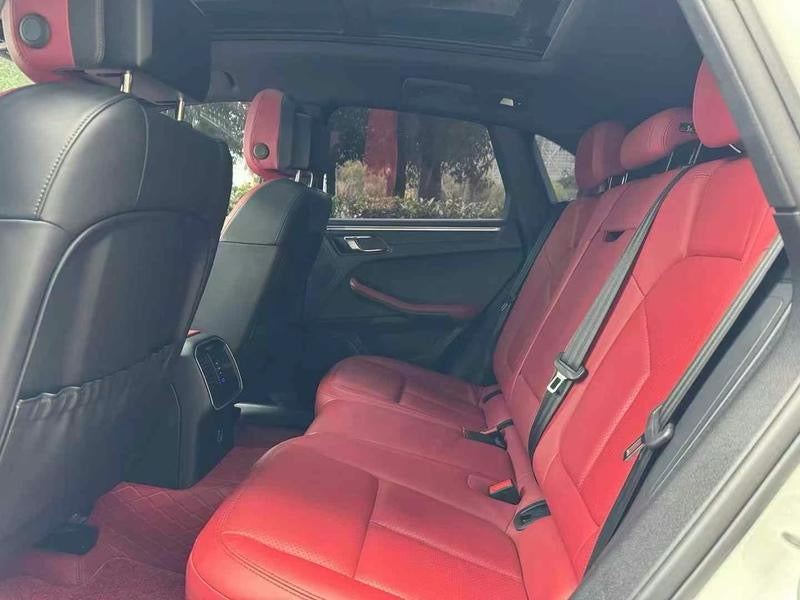 2020 Porsche Macan