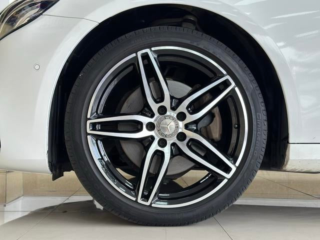 2017 Mercedes Benz E-Class E200