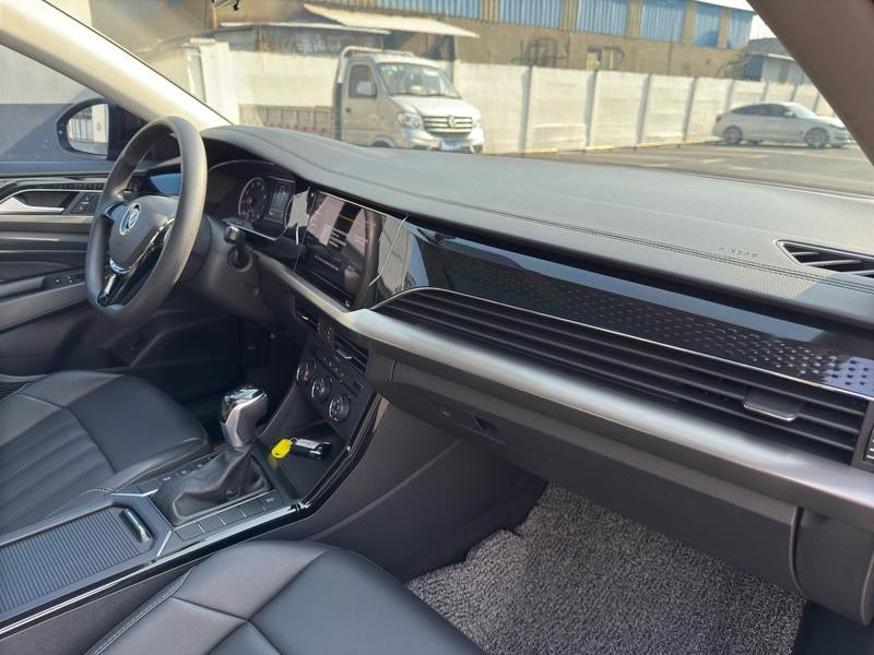 2021 VW Passat
