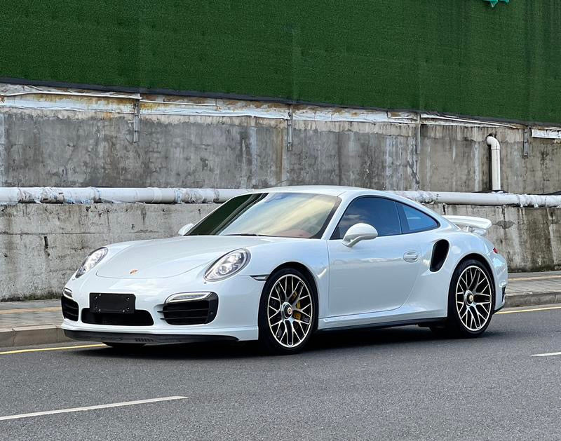 2014 Porsche 911 Turbo S
